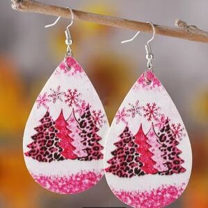 Christmas 🎄 Earrings